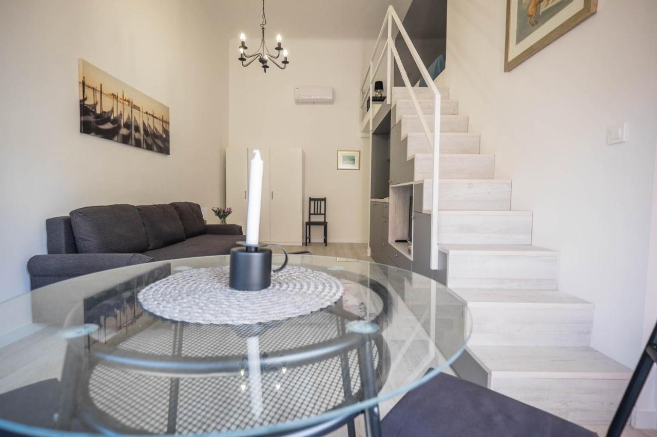 Gallery Duplex Studio Загреб Экстерьер фото